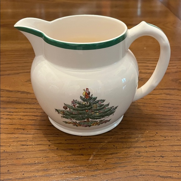 Spode White Christmas Tree Jug - Picture 1 of 13
